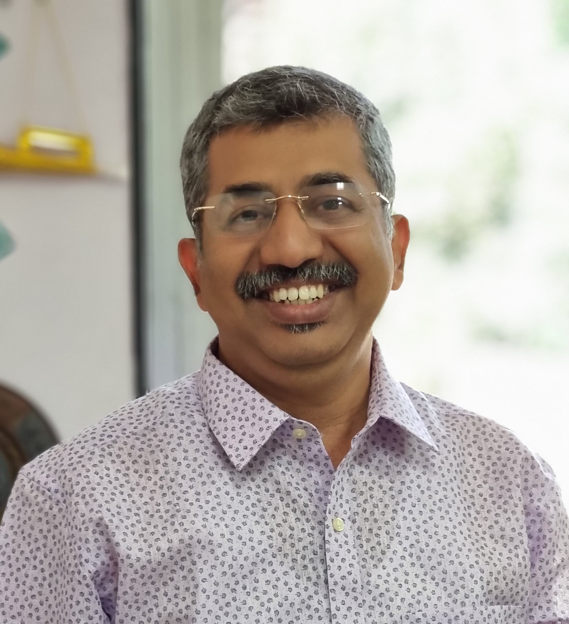 Prof. Dr. Vaibhav A. Mantri